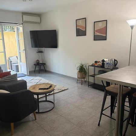 Detente Bas De Villa Jacuzzi, Piscine A 15 Min De Nice Carros Dış mekan fotoğraf