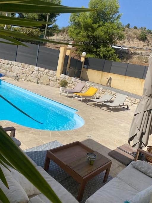 Detente Bas De Villa Jacuzzi, Piscine A 15 Min De Nice Carros Dış mekan fotoğraf